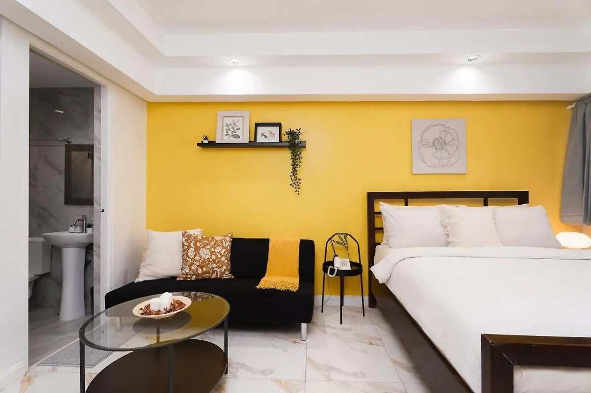 Greenbelt Makati Condo With Balcony & Park Views Manila Apartment