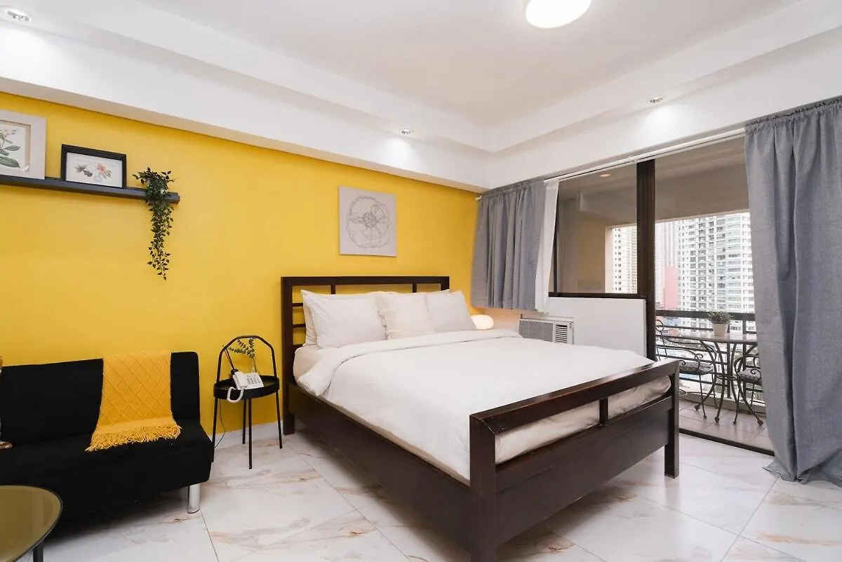 Apartment Greenbelt Makati Condo With Balcony & Park Views Manila