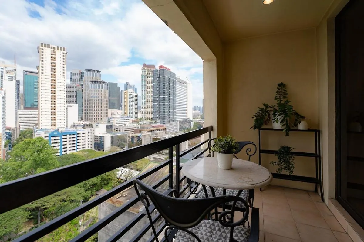 Greenbelt Makati Condo With Balcony & Park Views Manila Apartment